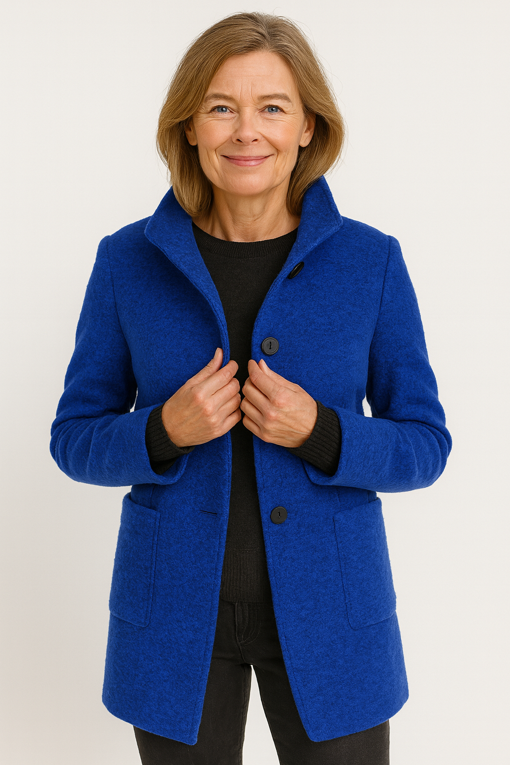 Elina™ – Stilren Ullblandad Kappa med Elegant Passform