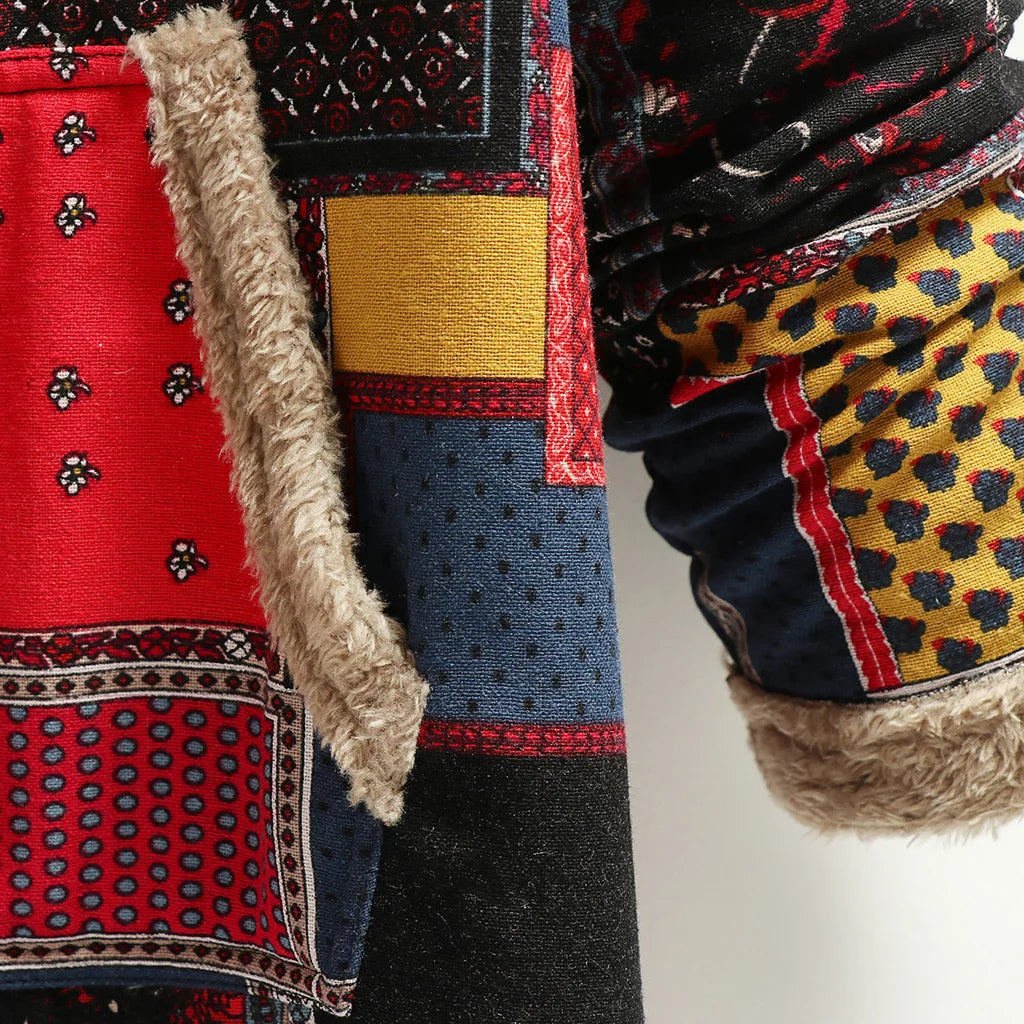 Bohemisk Patchworkjacka – Varm Fleecefoder & Unik Vintage Stil