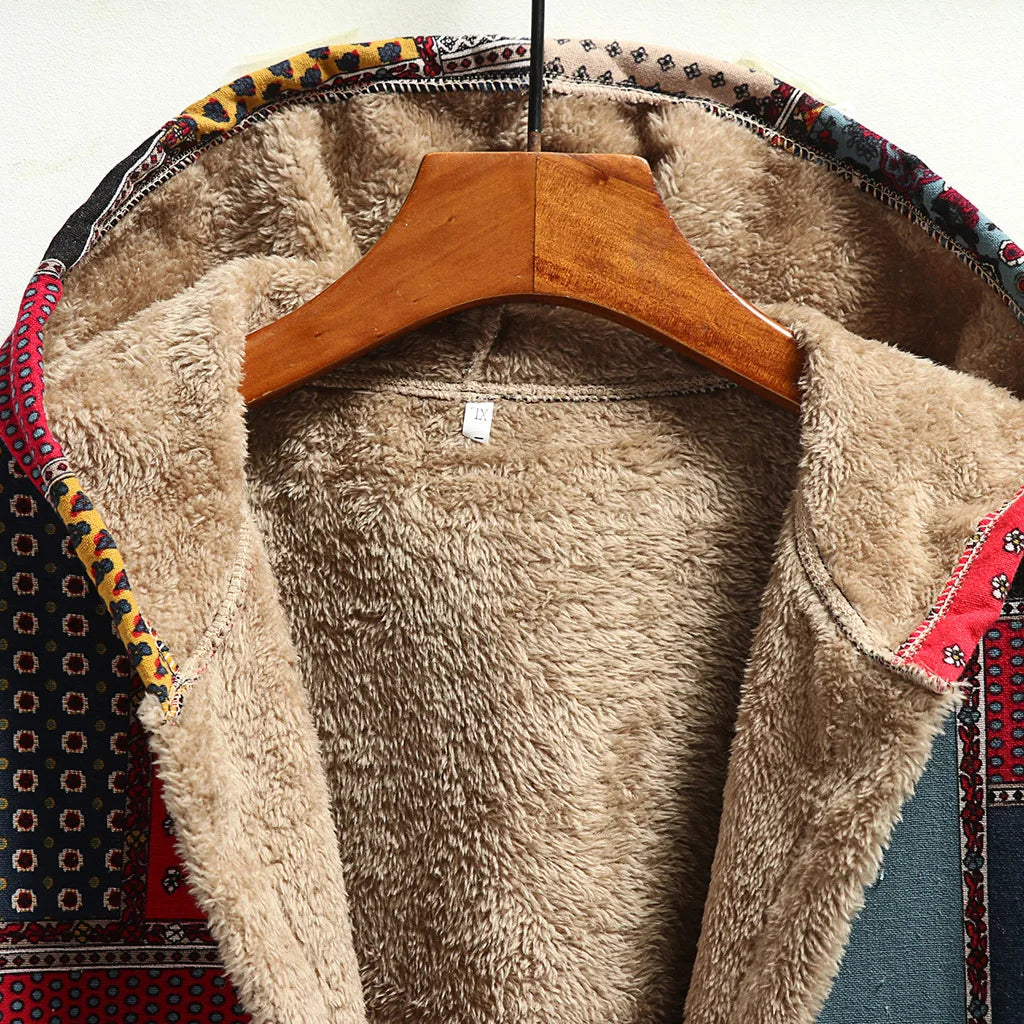 Bohemisk Patchworkjacka – Varm Fleecefoder & Unik Vintage Stil